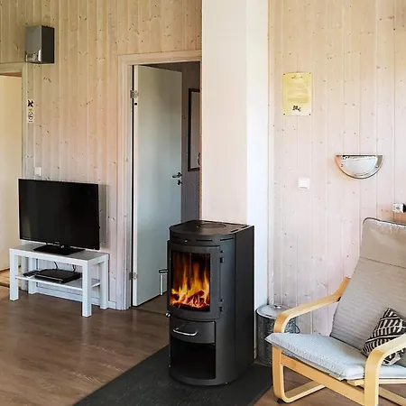 Holiday home Two-bedroom Holiday In 4 *